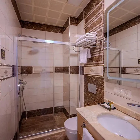 Mari Hotel 4*