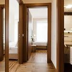 Mari Hotel