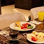 Mari Hotel 4*