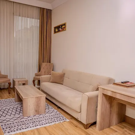 Mari Hotel 4*