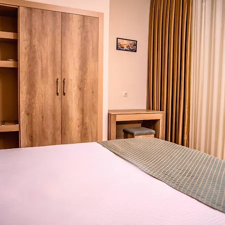 Hotel Mari